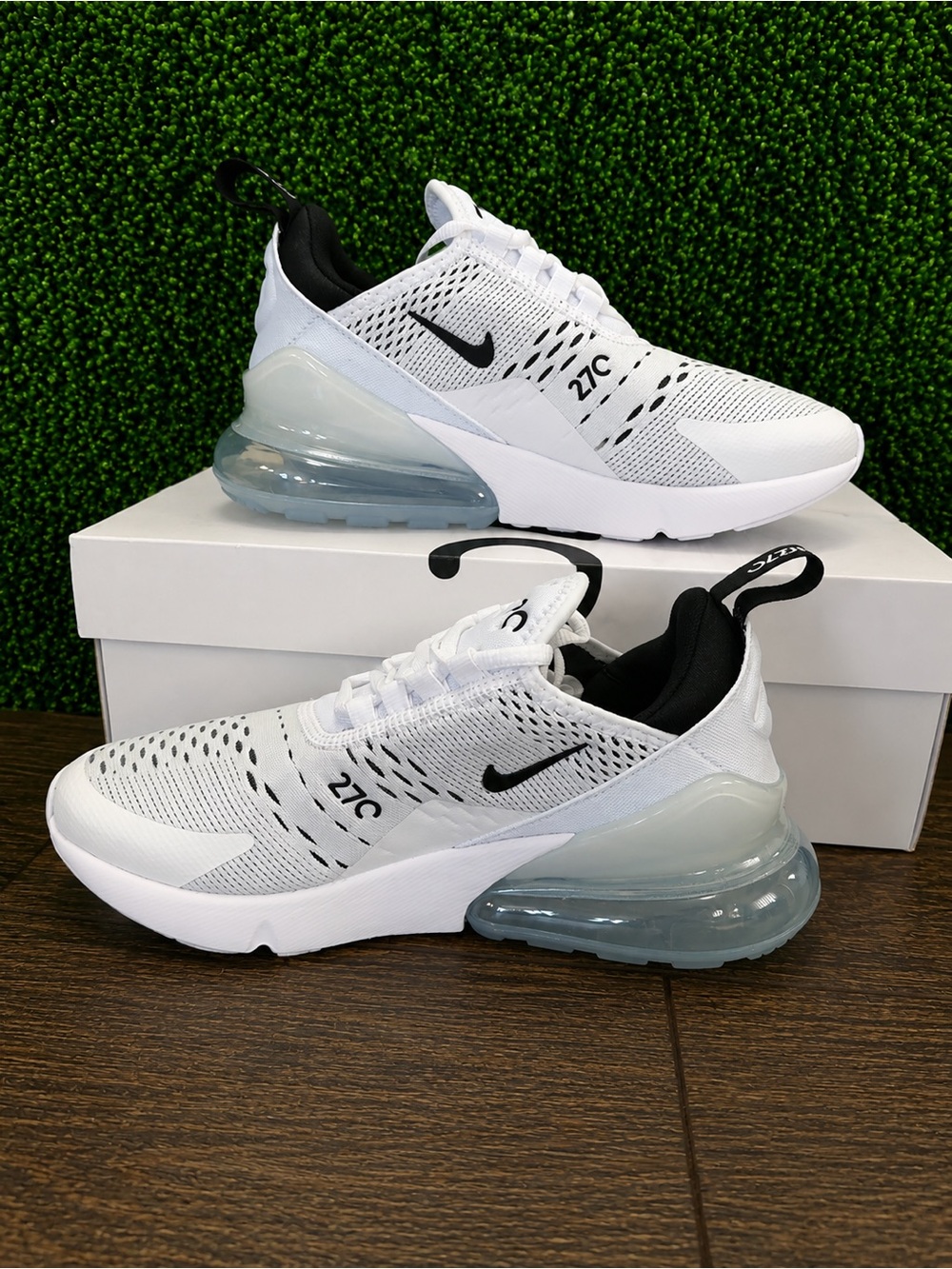 Women's Nike Air Max 270 Athletic Shoes White Black- White Size 6.5 AH6789-100 - Picture 3 of 7